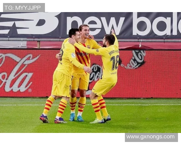 深圳足球队以66分领跑冠军赛积分榜展现强劲实力