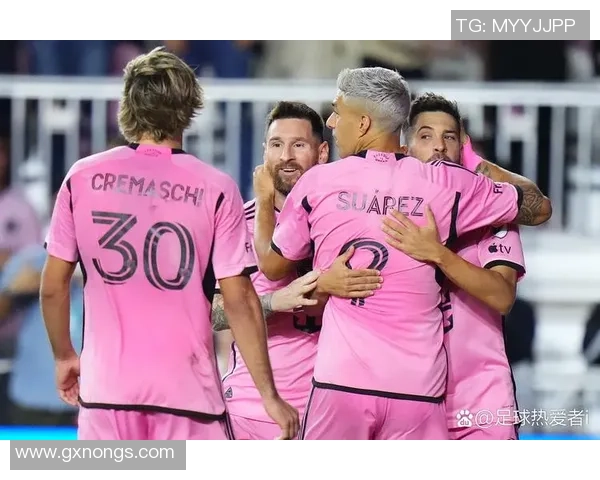 足球明星热身球感揭秘如何提升球技与比赛状态的完美结合